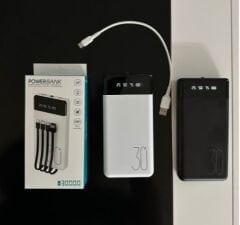 PW2000 El Fenerli Powerbank 30000 mAh Kendinden 4 Kablolu